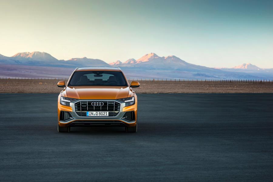  Audi Q8 50 TDI Quattro S-Line 2018 года  (WW) (фото 50 из 63)